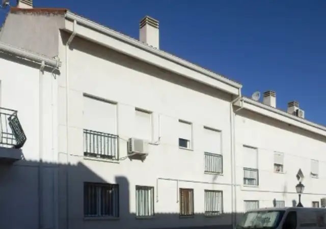 Vista exterior de Piso en venta en Torres de la Alameda