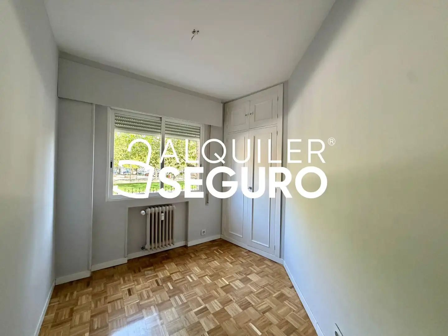 Bedroom of Flat for rent in Majadahonda  with Air Conditioner, Heating and Storage room