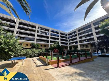 Dúplex amb ascensor en venda a Las Viñas