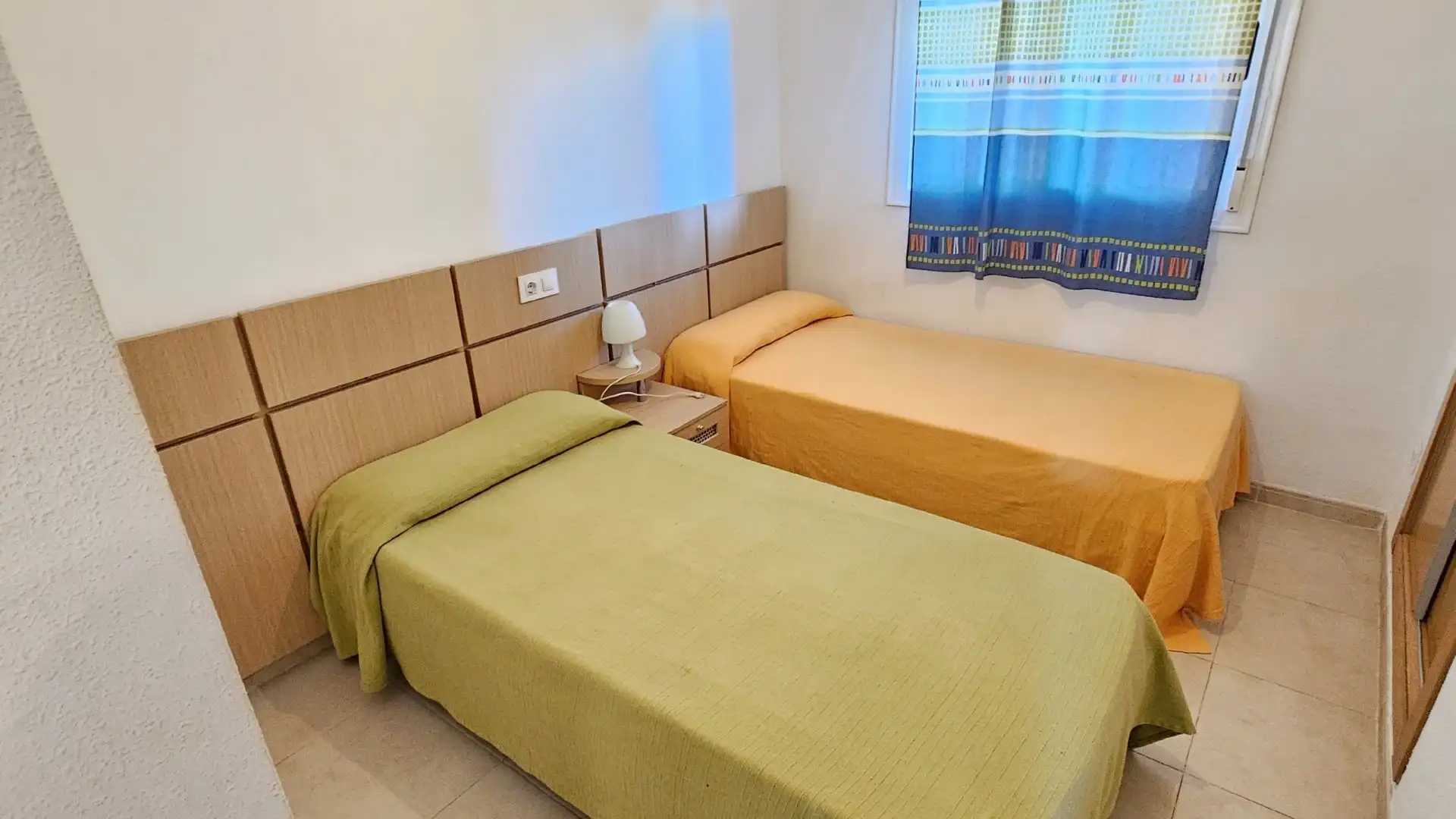 Dormitori de Apartament en venda en Cabanes amb Aire condicionat, Calefacció i Terrassa