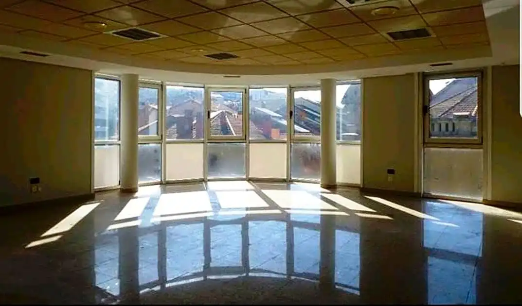 Büro mit Aufzug zur Miete in Rúa Da Concordia