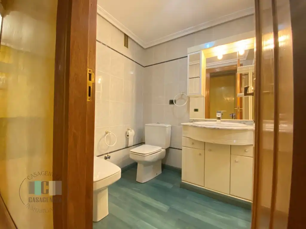 Duplexes for sale in Calle Poeta Verdaguer, Hospital - Plaza del Real