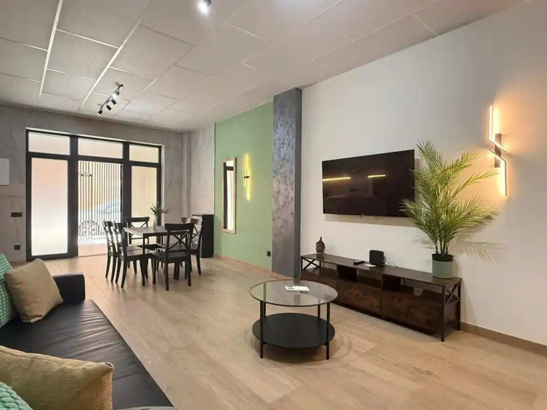 Sala d'estar de Planta baixa en venda en Valencia amb Aire condicionat, Calefacció i Terrassa