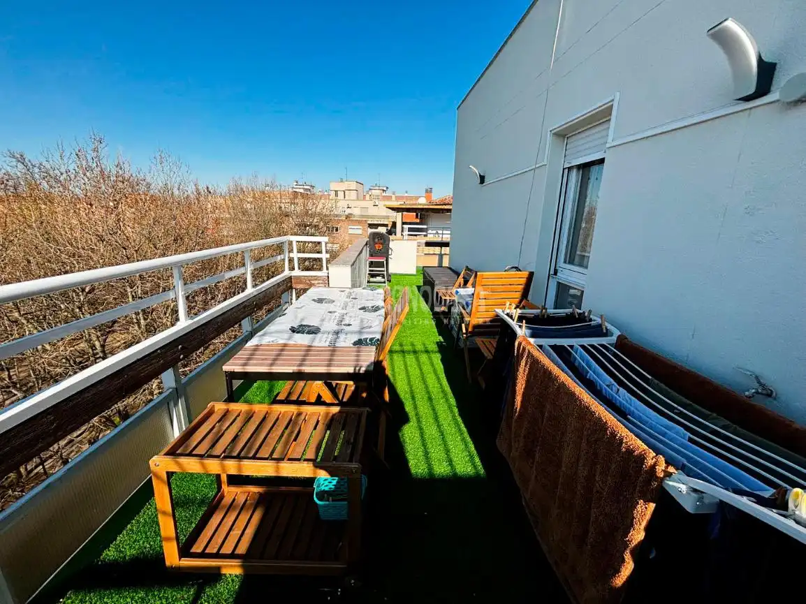 Terrace of Flat for sale in Zaragoza  with Heating, Terrace and Furnished