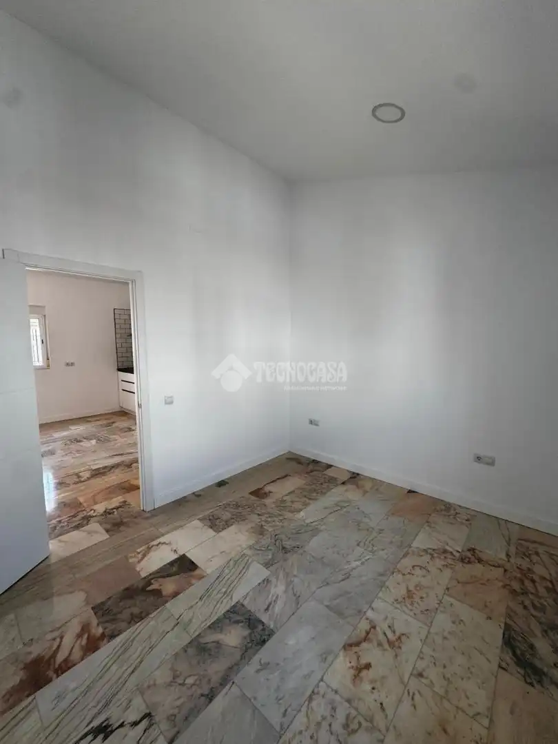 Schlafzimmer von Wohnung zur Miete in La Rinconada mit Terrasse und Balkon