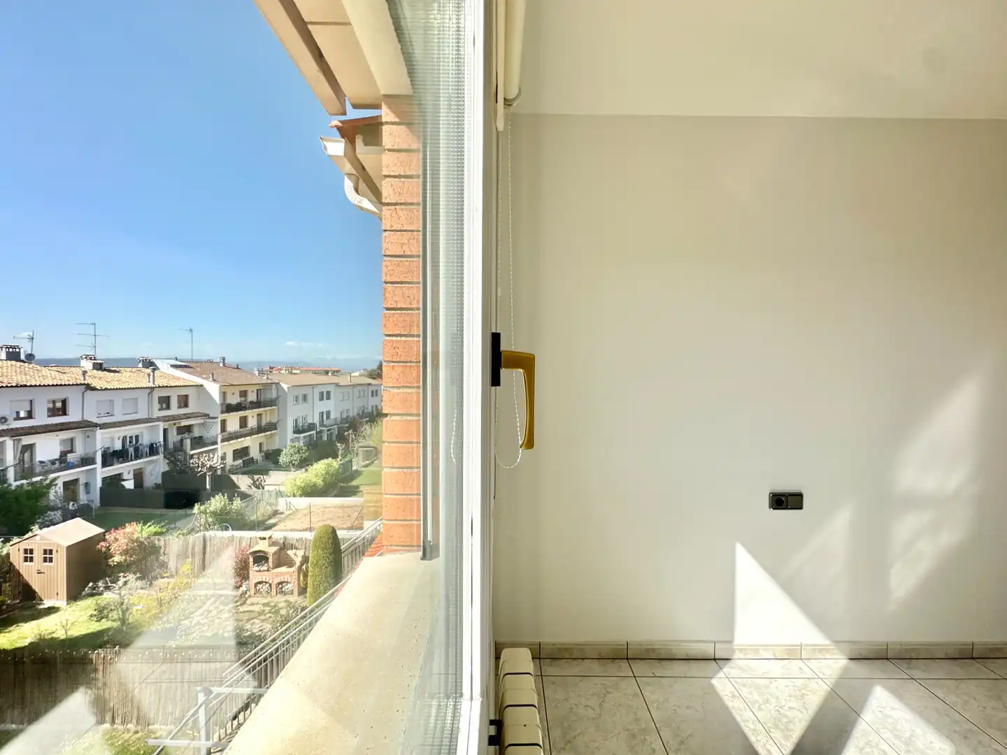 Terrasse von Einfamilien-Reihenhaus zum Verkauf in Taradell mit Heizung, Privatgarten und Terrasse