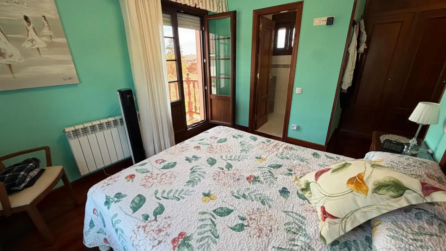 Schlafzimmer von Einfamilien-Reihenhaus zum Verkauf in Argoños  mit Heizung und Terrasse