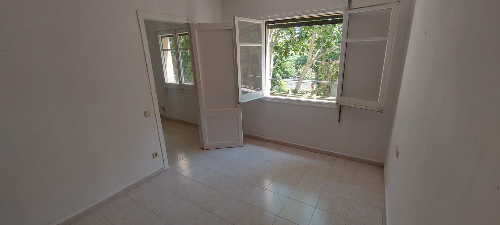 Bedroom of Flat for sale in  Barcelona Capital  with Heating and Oven