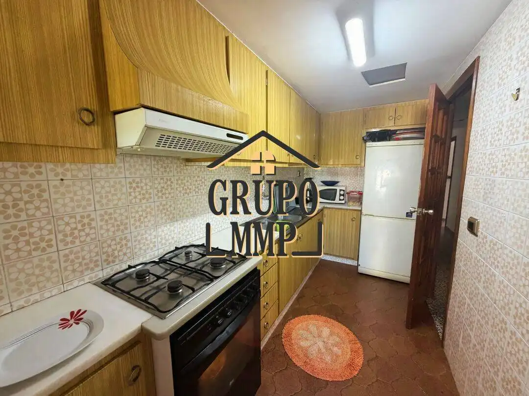 Cocina de Piso en venta en Castellón de la Plana / Castelló de la Plana con Aire acondicionado, Calefacción y Amueblado