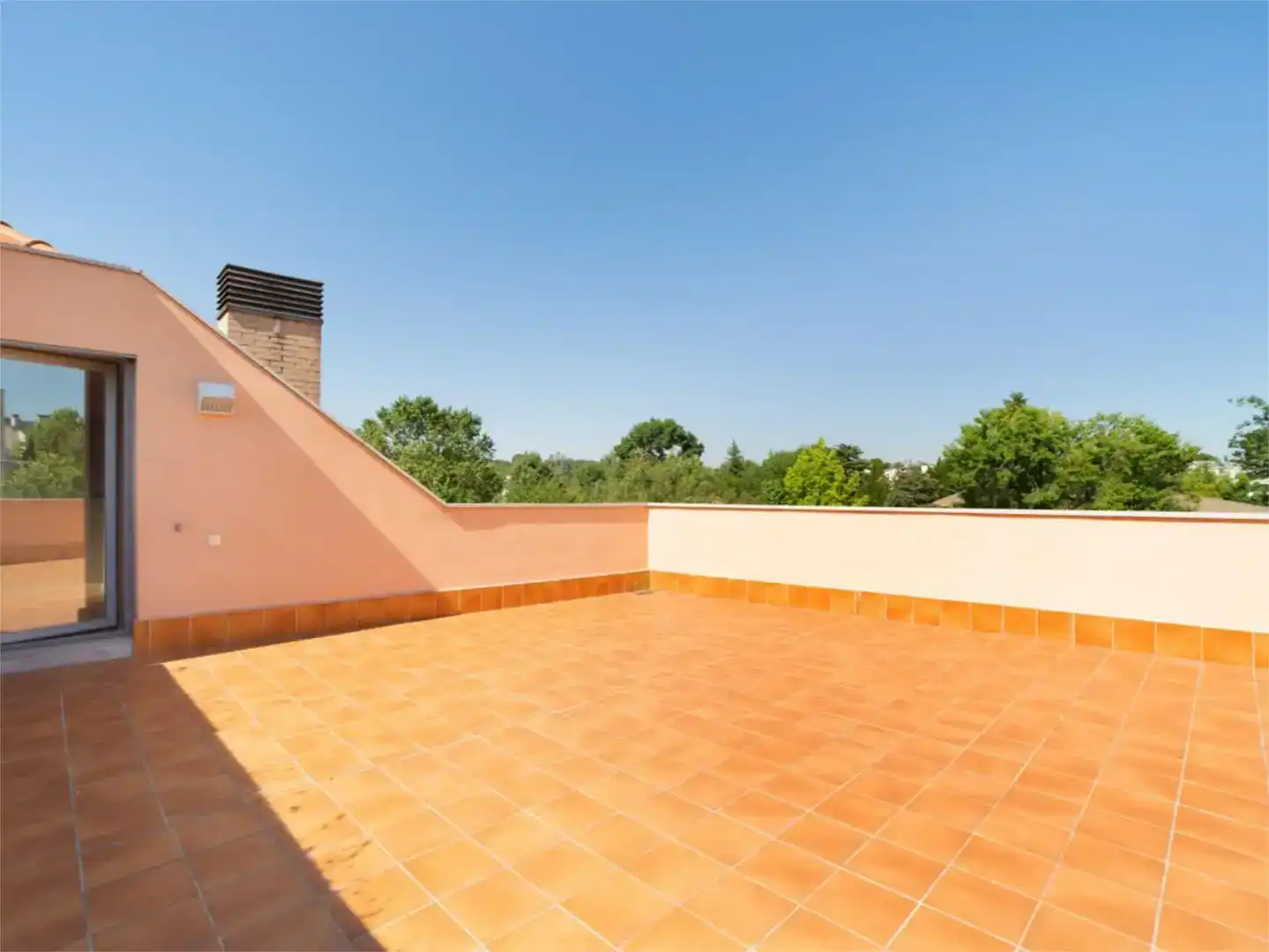 Terrassa de Àtic en venda en La Moraleja amb Aire condicionat i Piscina