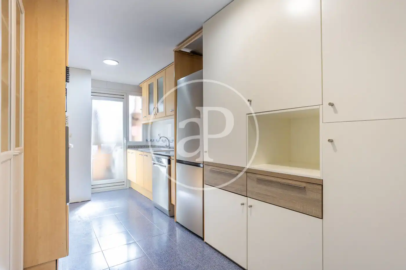 Küche von Wohnung zur Miete in Valencia mit Klimaanlage, Heizung und Privatgarten