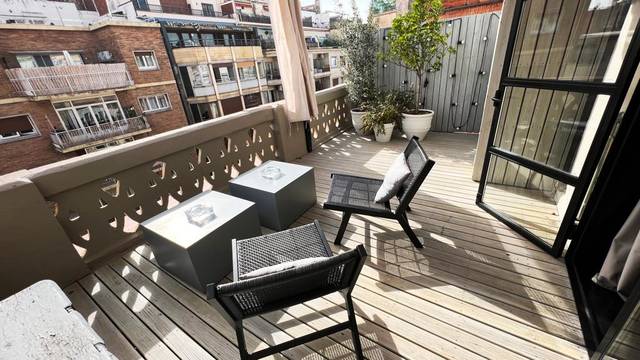 Piso en Alquiler en Carrer de Còrsega en Vila de Gràcia