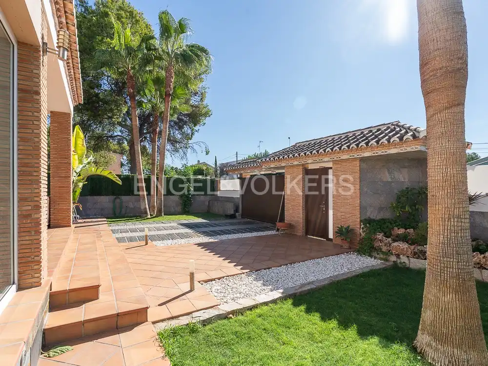 Exterior view of Houses for rent in Bétera  with Air Conditioner, Heating and Private garden