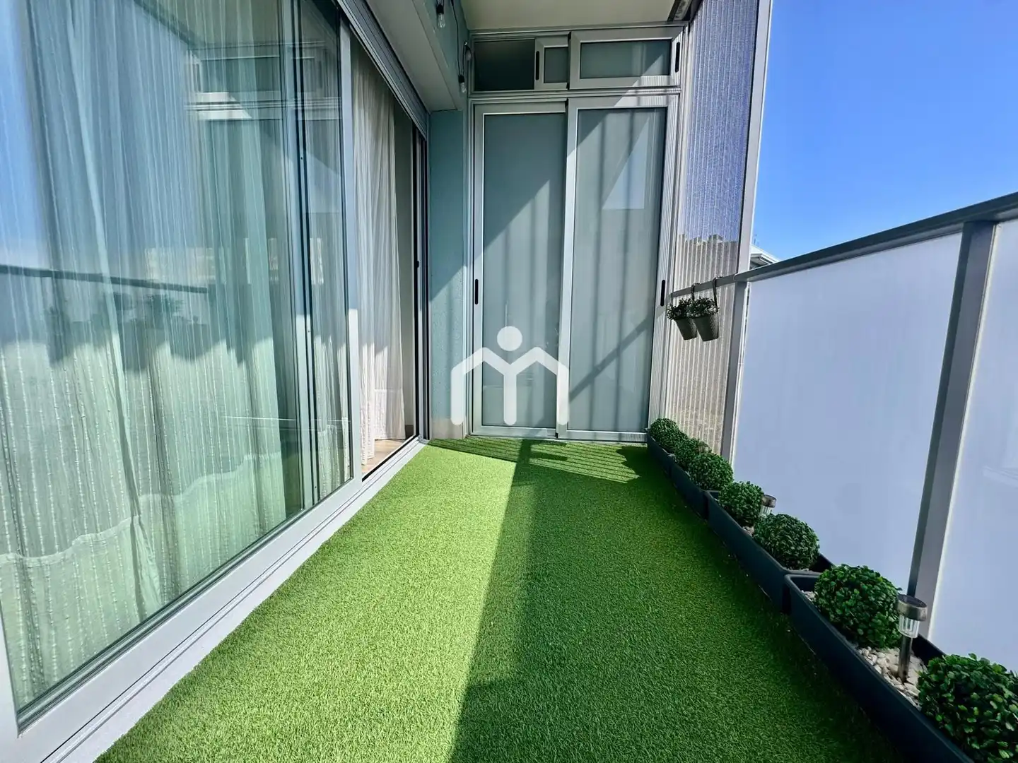 Terrace of Flat for sale in Badalona  with Air Conditioner, Heating and Parquet flooring