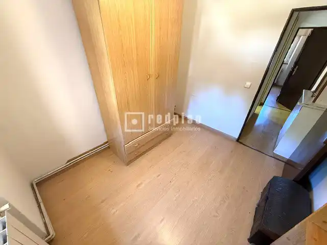Habitación de Piso en venta en Madrid con Calefacción y Jardín privado