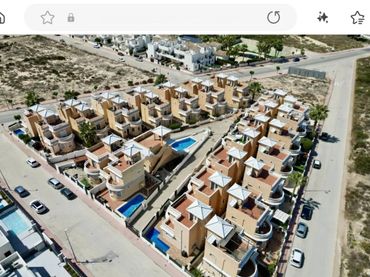 Bungalow con piscina en venta en San Fulgencio