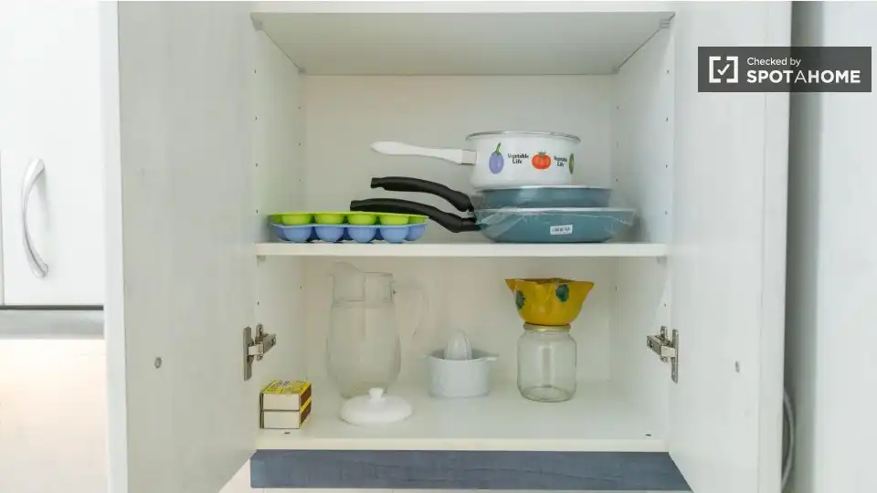 Kitchen of Flat for rent in Madrid  with Air Conditioner, Heating and Furnished