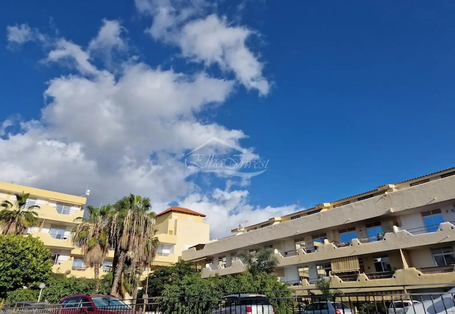 Vista exterior de Ático en venta en Adeje con Parquet, Terraza y Piscina