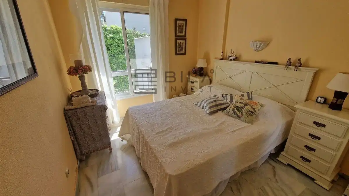Habitación de Piso en venta en Marbella con Terraza, Piscina y Amueblado