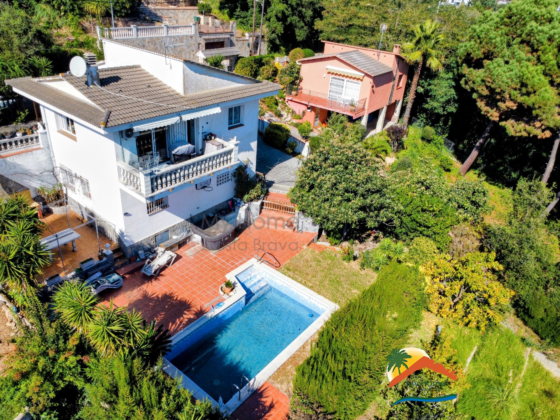 Vista exterior de Casa o xalet en venda en Lloret de Mar amb Aire condicionat, Calefacció i Jardí privat