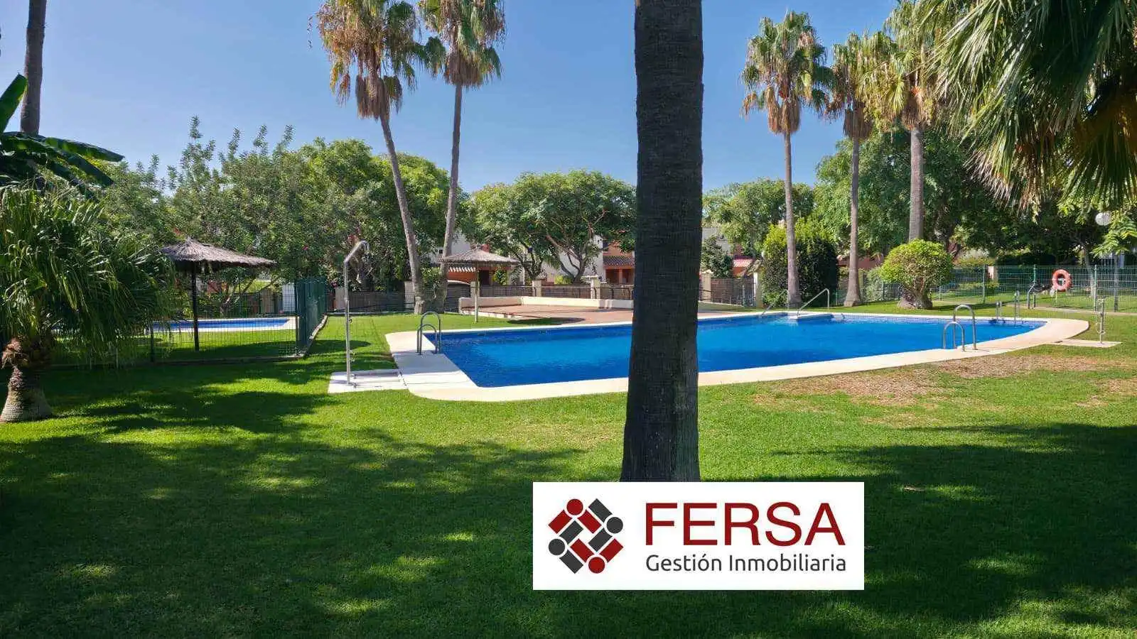 Vista exterior de Apartament en venda en El Puerto de Santa María amb Aire condicionat, Calefacció i Terrassa
