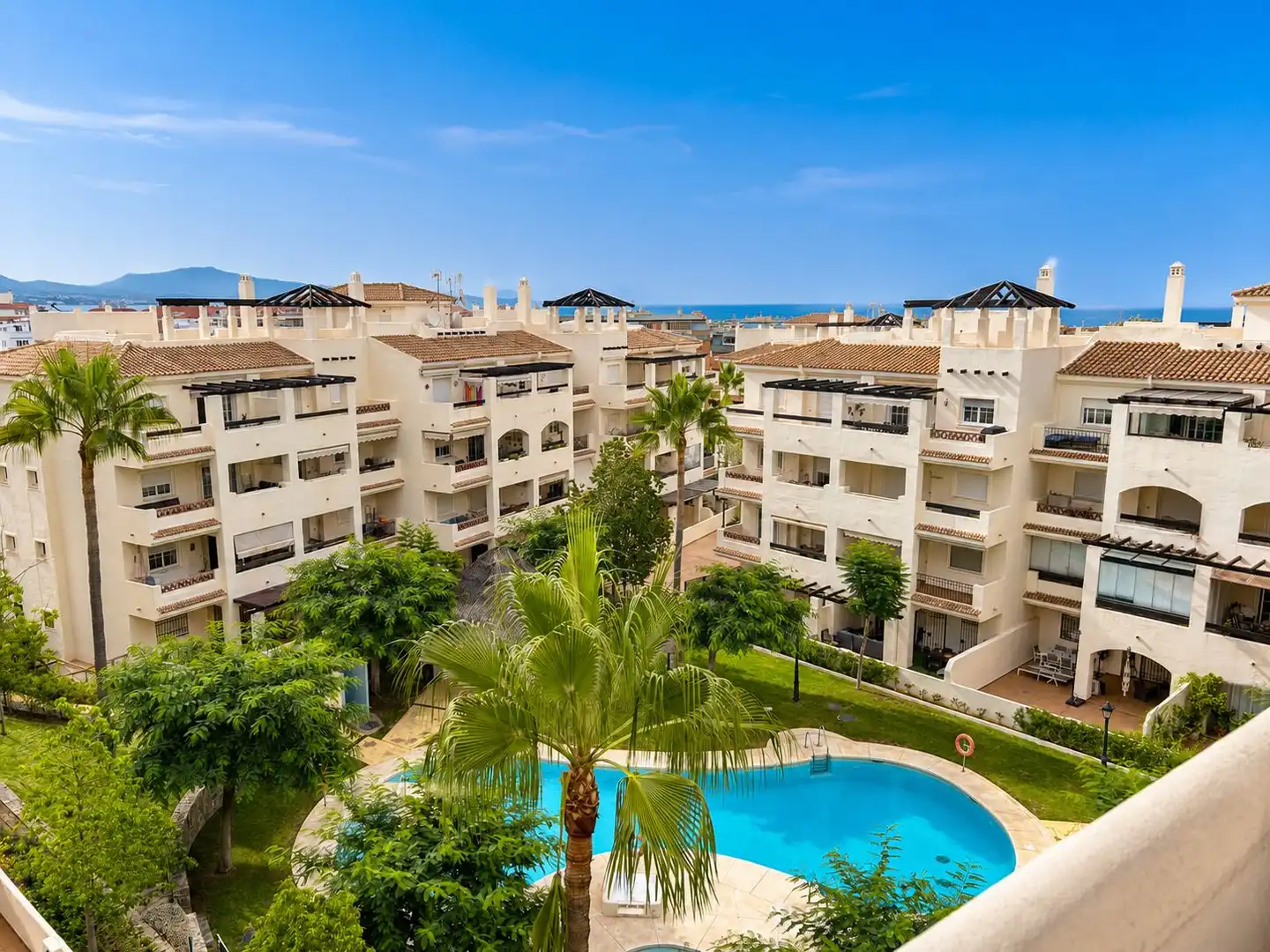 Außenansicht von Wohnung zur Miete in Manilva mit Terrasse, Möbliert und Ofen