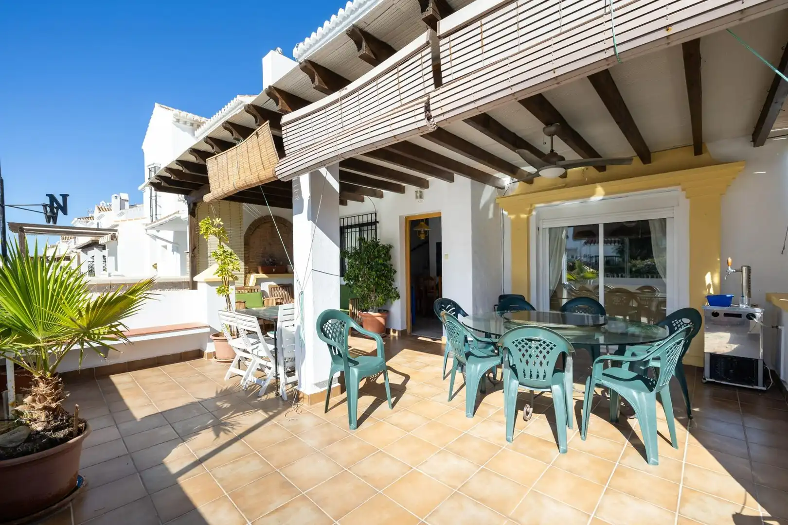 Terrasse von Einfamilien-Reihenhaus zum Verkauf in Motril mit Klimaanlage, Möbliert und Balkon