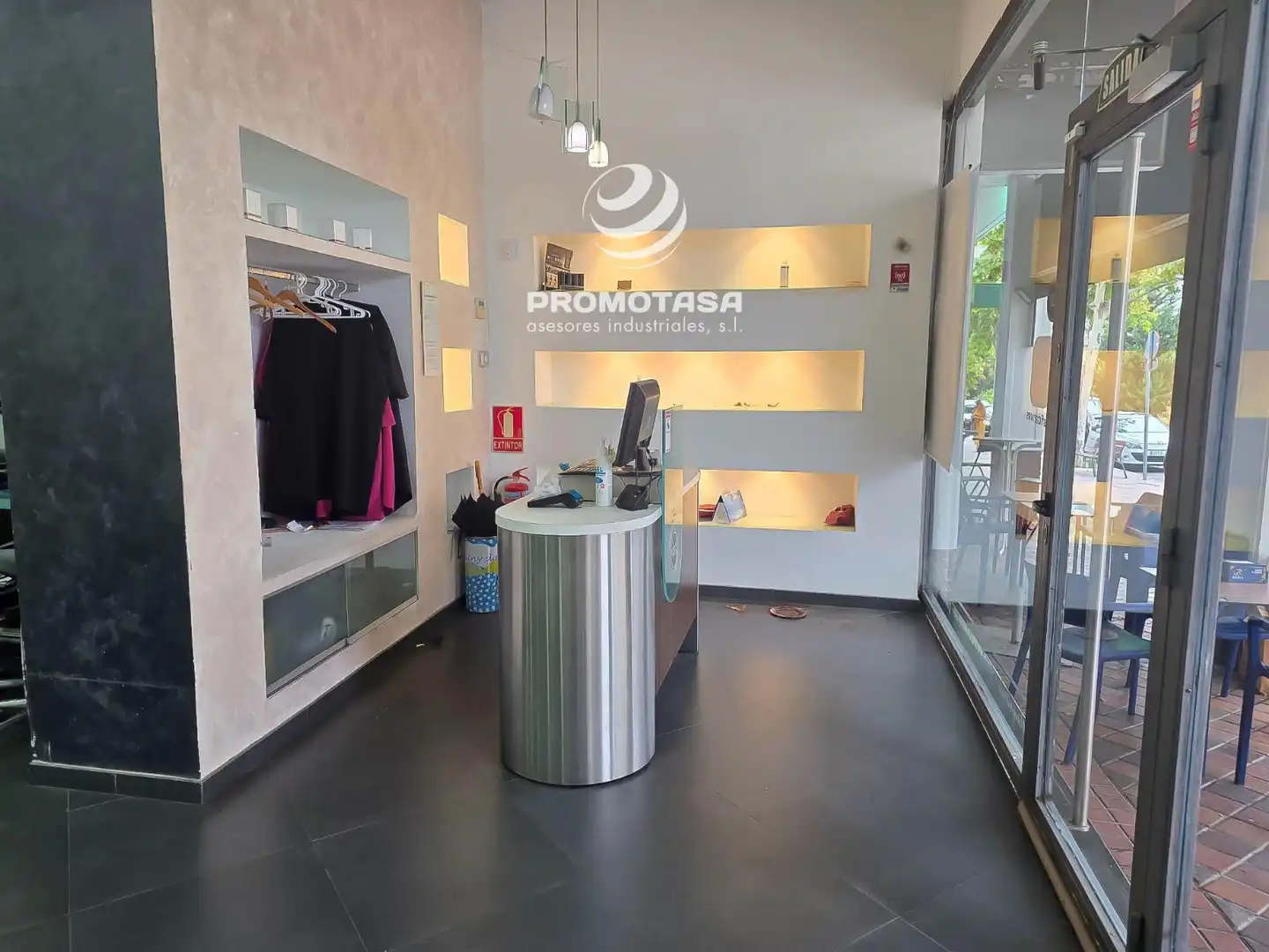 Local commercial à louer à Pablo Iglesias, imagen 5