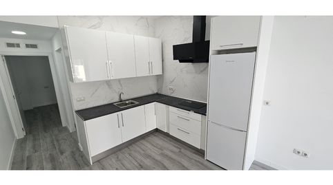 Photo 3 of Flat for sale in Calle Miami, 1, La Carihuela - Los Nidos, Torremolinos