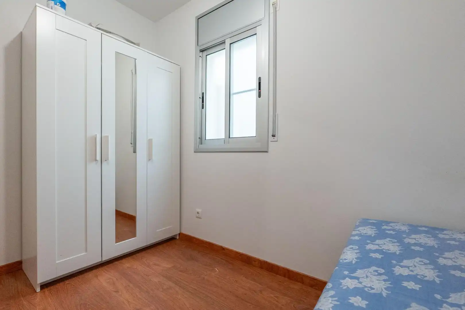 Habitación de Piso en venta en Deltebre con Aire acondicionado