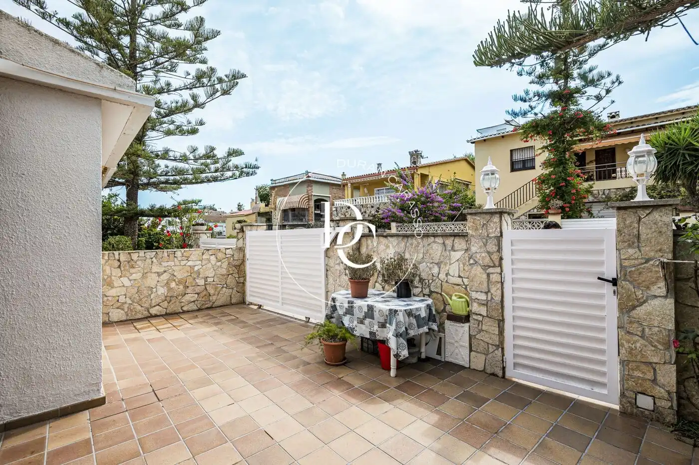 Terrassa de Casa o xalet en venda en Sant Pere de Ribes amb Calefacció, Jardí privat i Terrassa