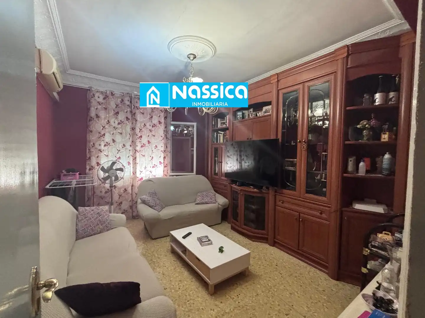 Sala de estar de Apartamento en venta en Calahorra con Calefacción, Amueblado y Lavadora