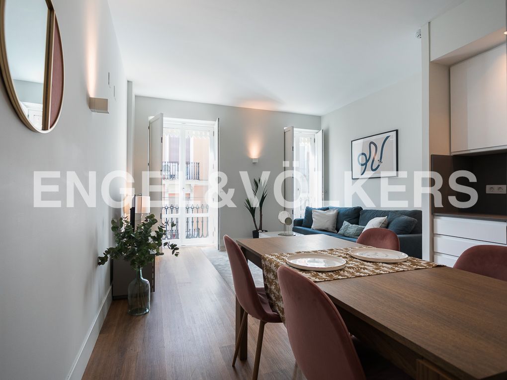 Living room of Flat for sale in  Valencia Capital  with Air Conditioner, Heating and Storage room