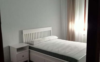 Bedroom of Flat to share in Bilbao   with Air Conditioner, Heating and Terrace