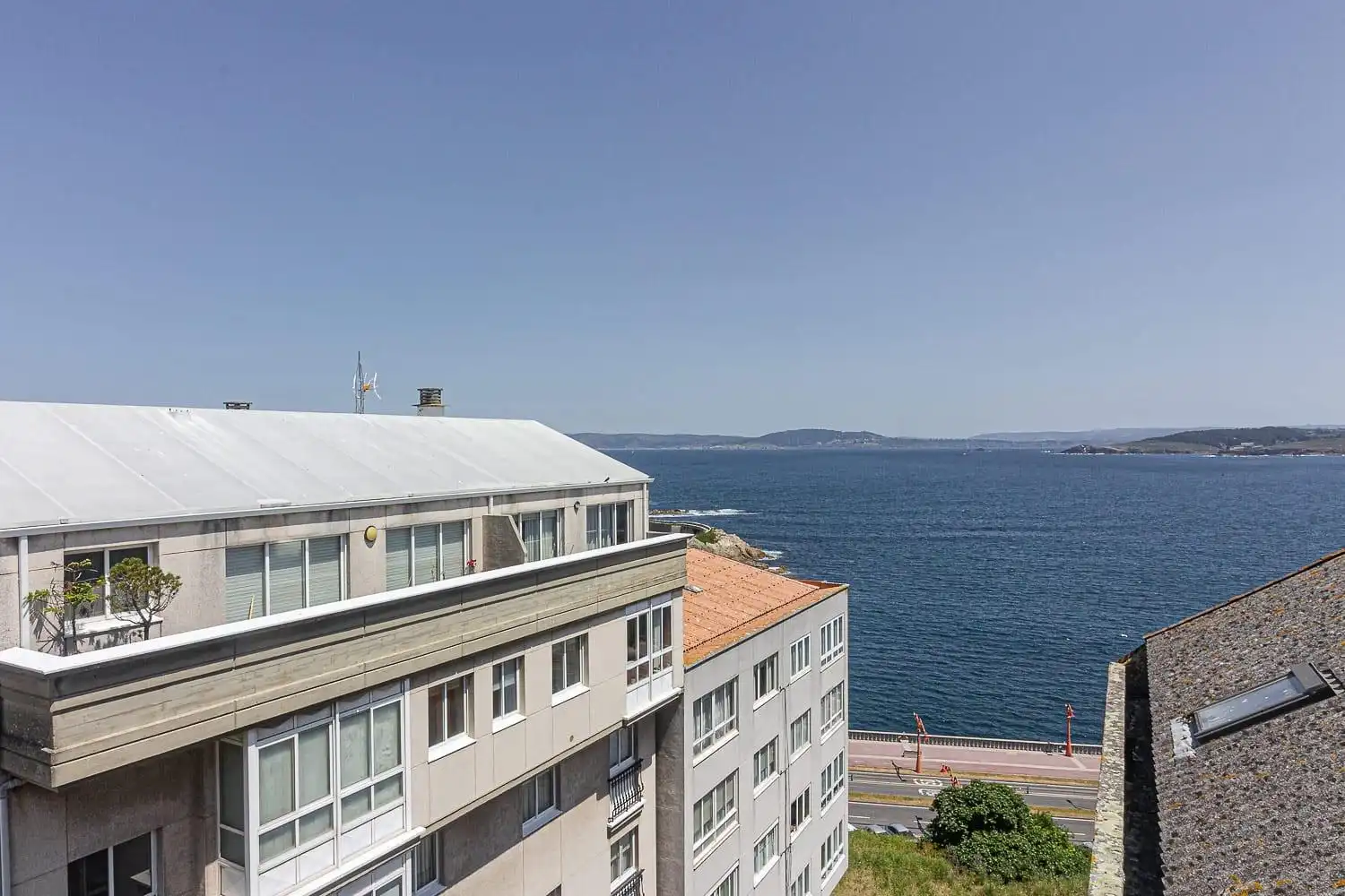 Exterior view of Flat for sale in A Coruña Capital   with Air Conditioner and Storage room