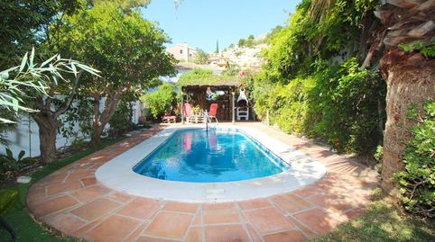 Foto 2 de Casa o chalet en venta en Leoni Benabú, Pinares de San Antón, Málaga Capital