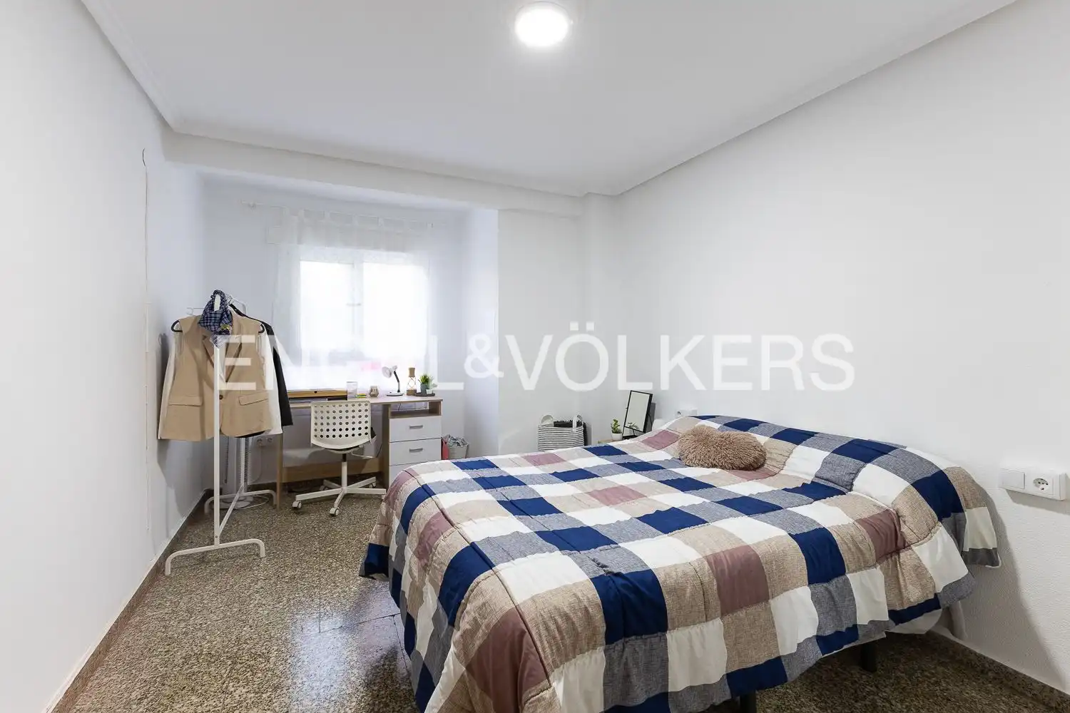 Schlafzimmer von Wohnung zum Verkauf in Valencia mit Heizung, Möbliert und Balkon