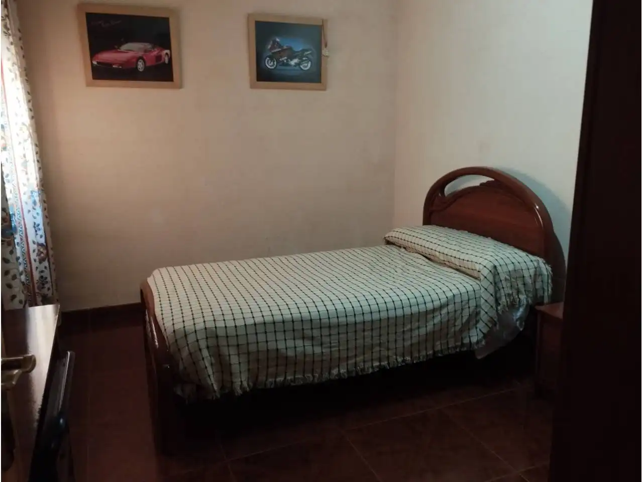 Habitación de Casa adosada en venta en Miguelturra con Calefacción y Terraza