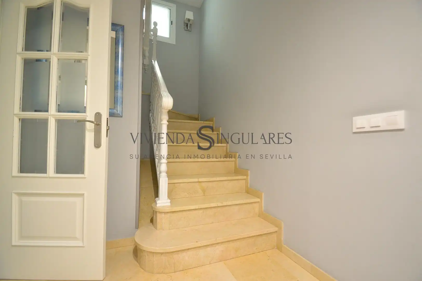 Casa adosada en venta en Sevilla con Aire acondicionado, Terraza y Trastero
