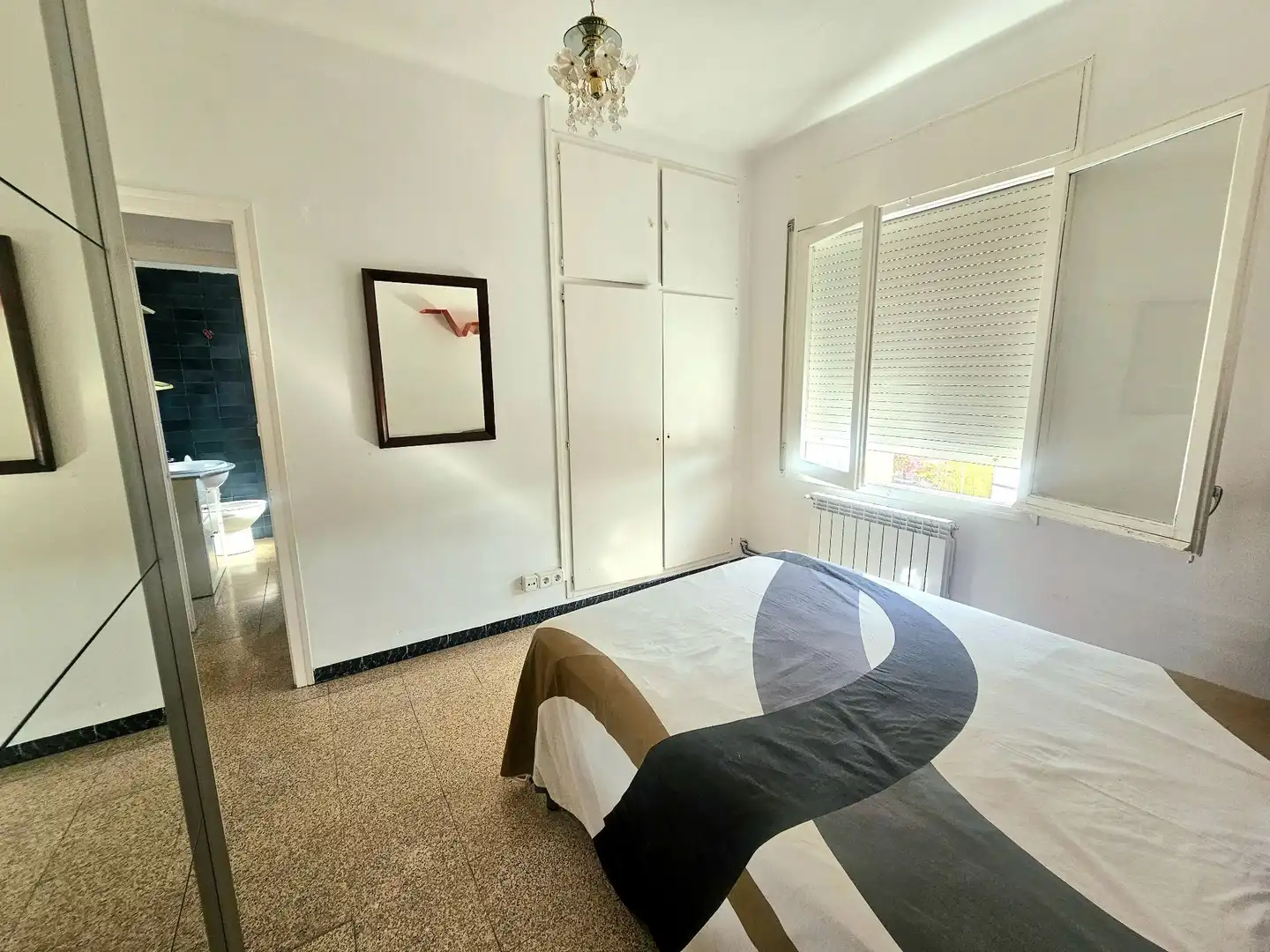 Dormitori de Casa o xalet en venda en Olot amb Aire condicionat, Calefacció i Terrassa