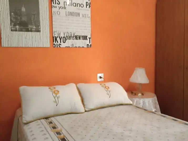 Dormitori de Casa o xalet en venda en Santa María de Huerta amb Calefacció, Moblat i Forn