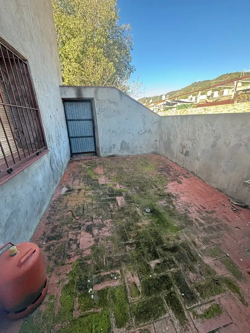 Vista exterior de Finca rústica en venda en Sant Climent de Llobregat amb Jardí privat, Terrassa i Traster