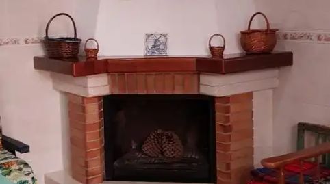 Foto 3 de Casa adosada en venda a Iznatoraf, Jaén