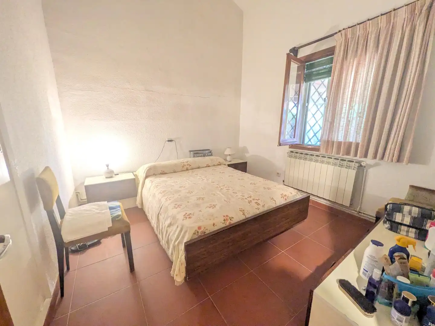 Dormitori de Casa adosada en venda en Villalbilla amb Calefacció
