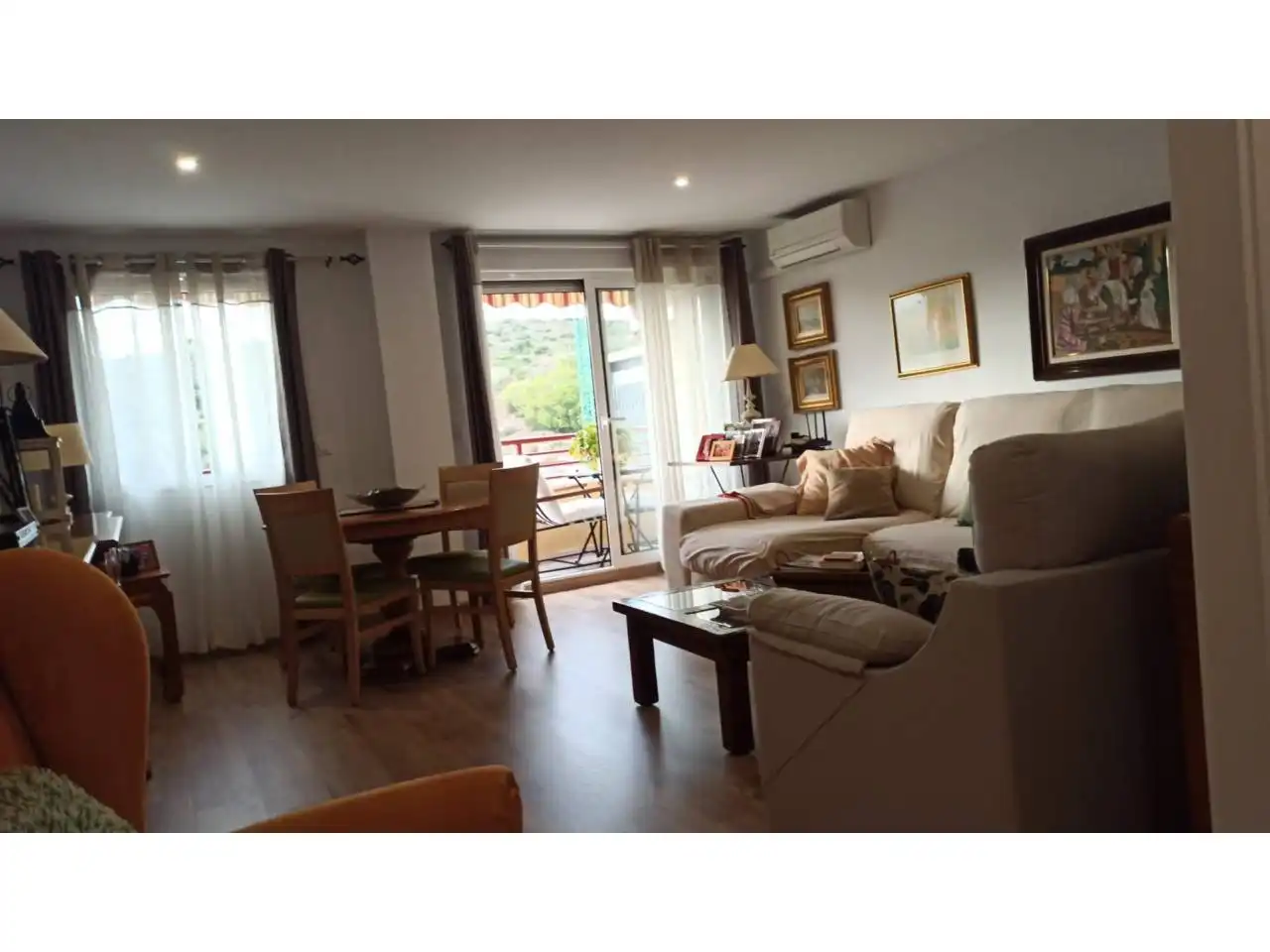 Sala d'estar de Pis en venda en Centro ciudad