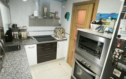 Kitchen of Flat for sale in Arapiles  with Heating and Storage room