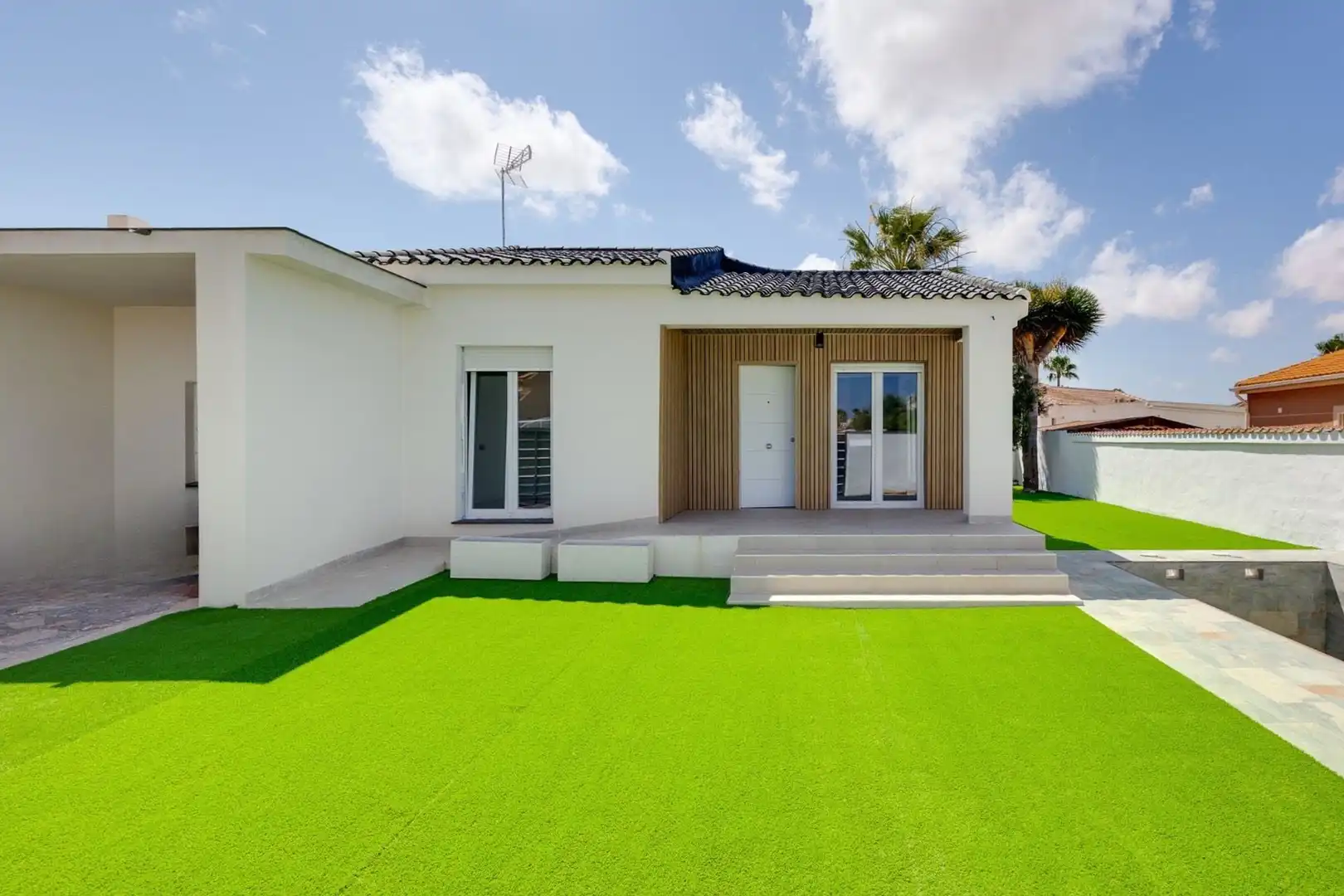 Vista exterior de Casa o chalet en venta en Torrevieja
