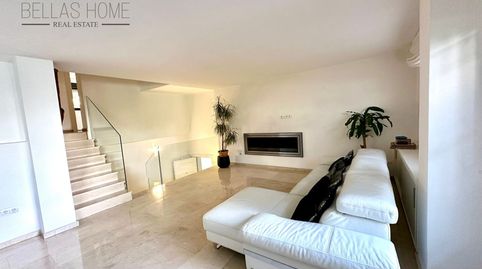 Foto 4 de Dúplex en venta en Calle Peral del, Puerto de Estepona, Estepona