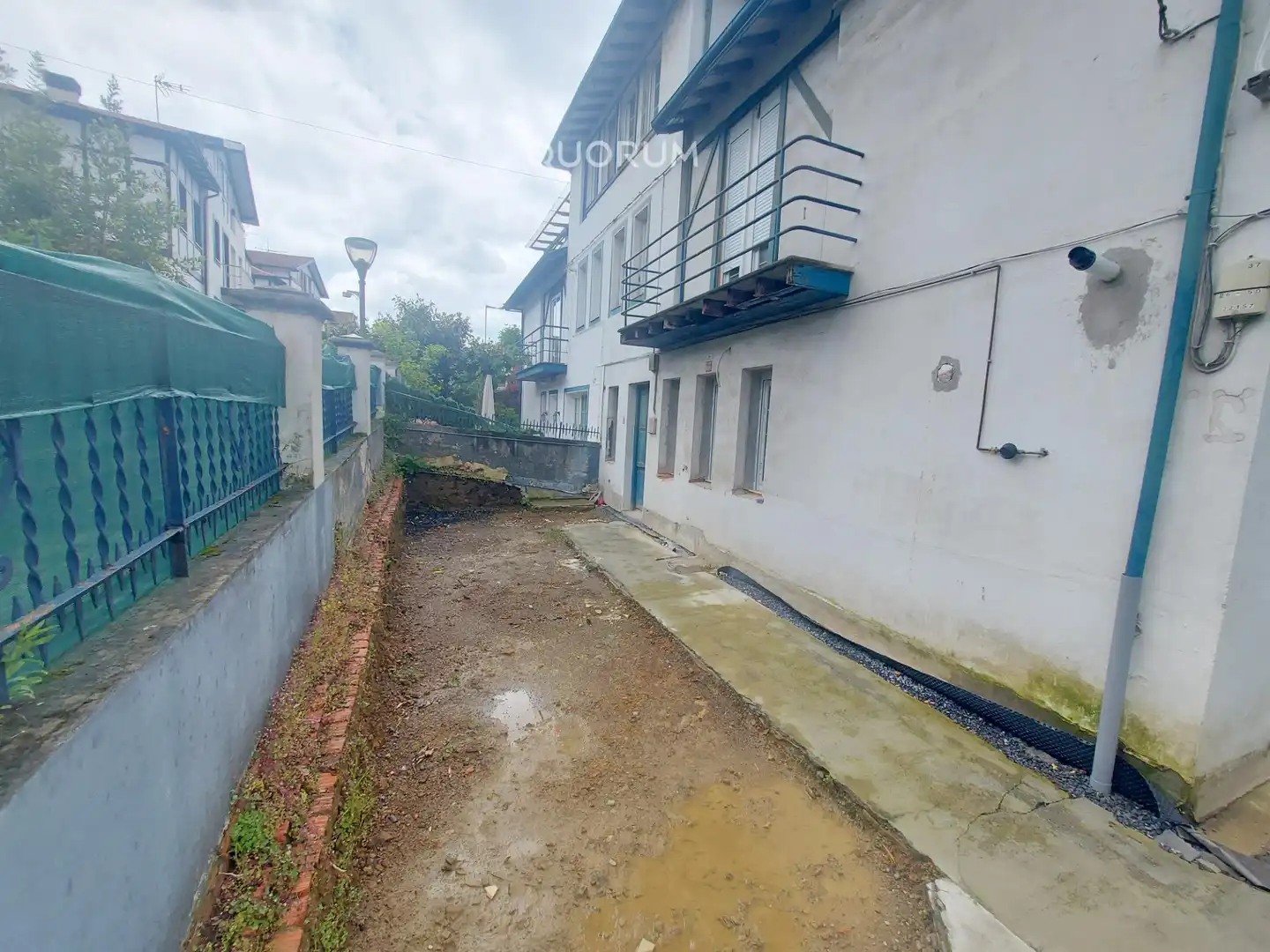 Parking de Casa o chalet en venta en Bilbao  con Aire acondicionado, Calefacción y Jardín privado