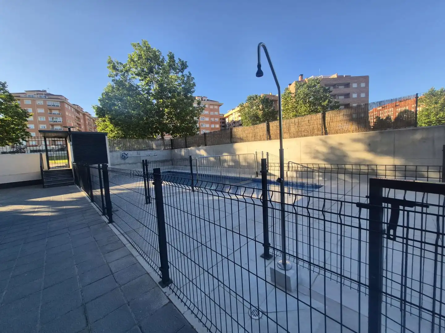 Schwimmbecken von Wohnung zum Verkauf in Ávila mit Heizung, Terrasse und Abstellraum